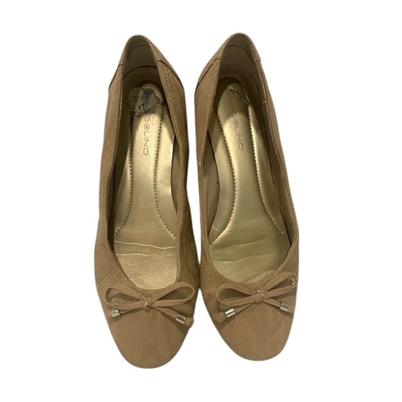 Bandolino Shoes - Bandolino women’s tan faux suede ballet flats size 8.5